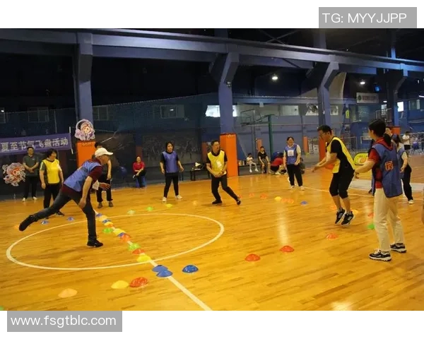 杭州飞盘队与成都飞盘队技术对决的深度分析与复盘 杭州飞盘队与成都飞盘队技术对决的深度分析与复盘